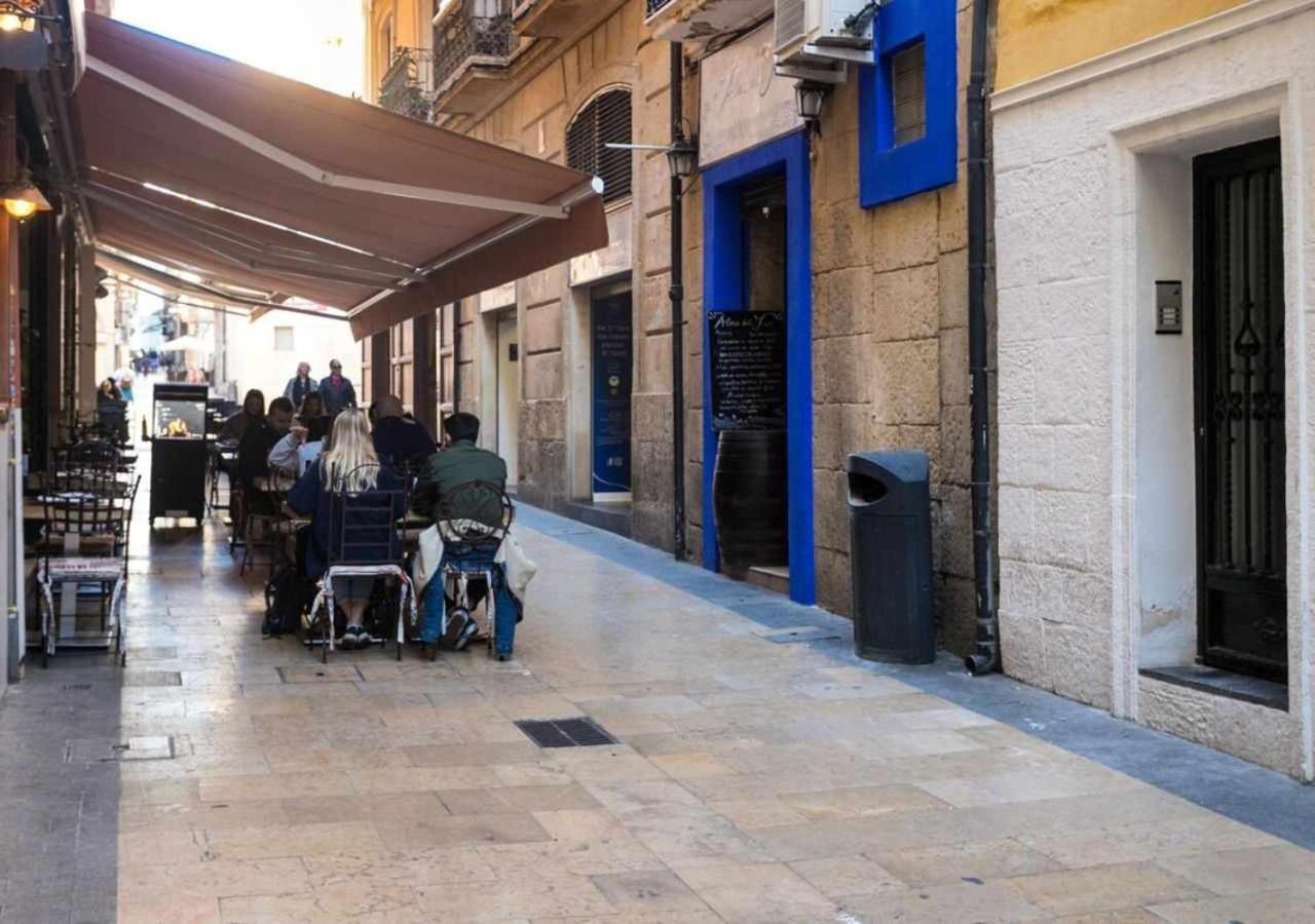 Old Town Y Beach Holirent Alicante Bagian luar foto